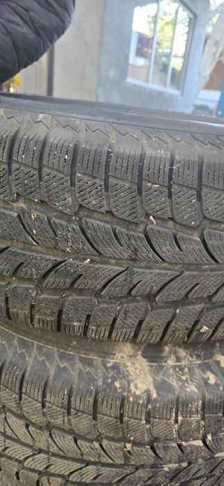 Зимняя резина 265/70R16
