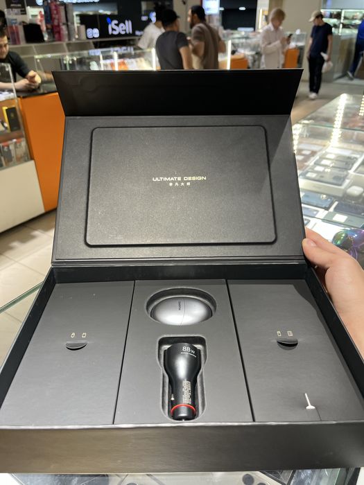 Huawei mate XT ultimate design