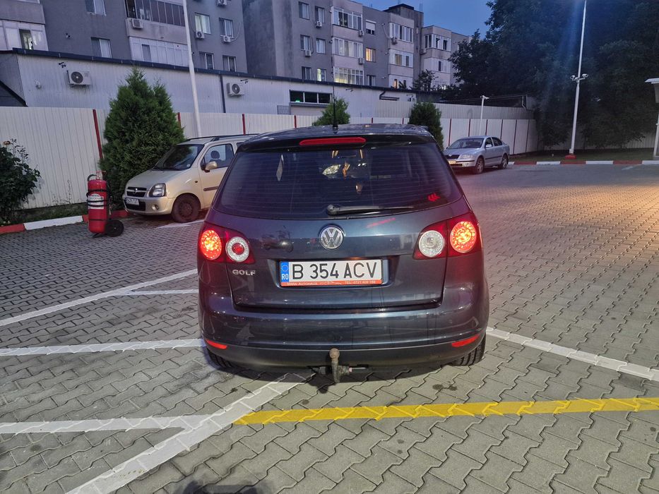 Wv golf 5 plus 1.4 benzina, clima 2 zone, scaune incalzite