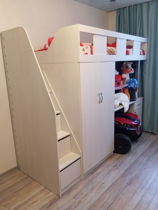 Продам кровать чердак 2 шт