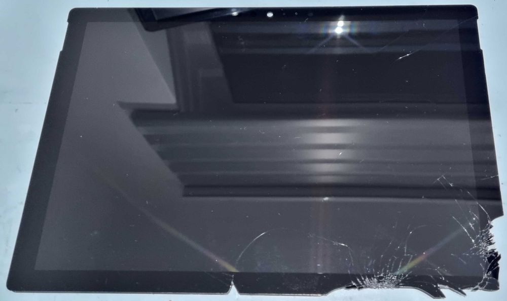 Microsoft Surface Pro 5 1796 - defecta