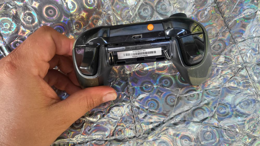 Лимитиран камофлажен контролер джойстик Xbox one series PC компютър