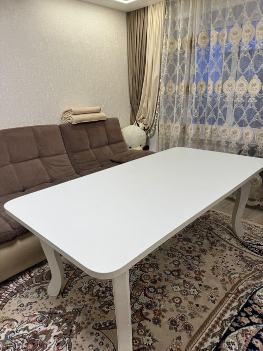 Продам новый стол