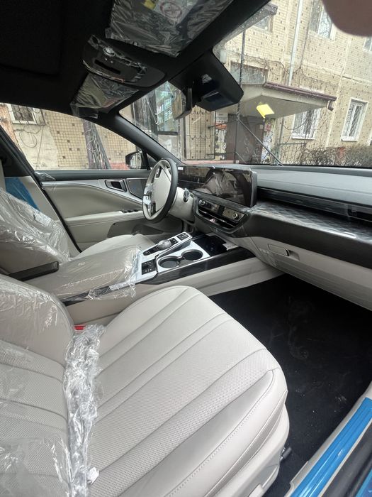 Kia K8 full sotiladi