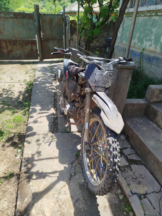 Vând cross 125 cc 4t