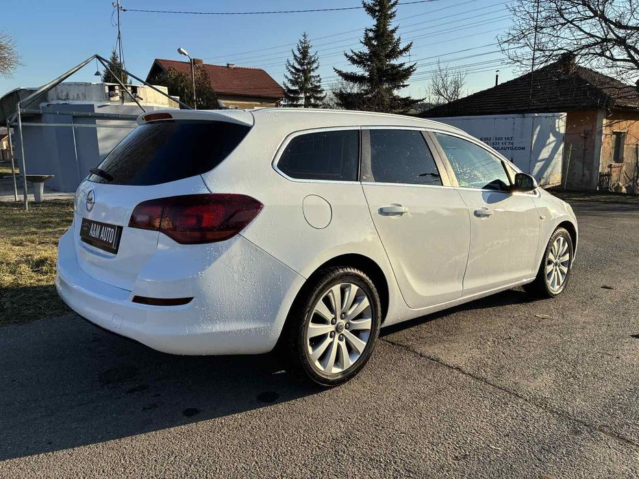 Opel Astra 1.7CDTI 2012г