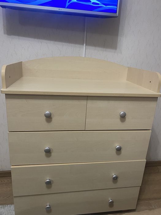 продам комод-пеленальный стол