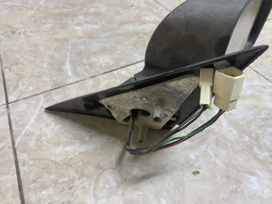 Зеркало правое приора