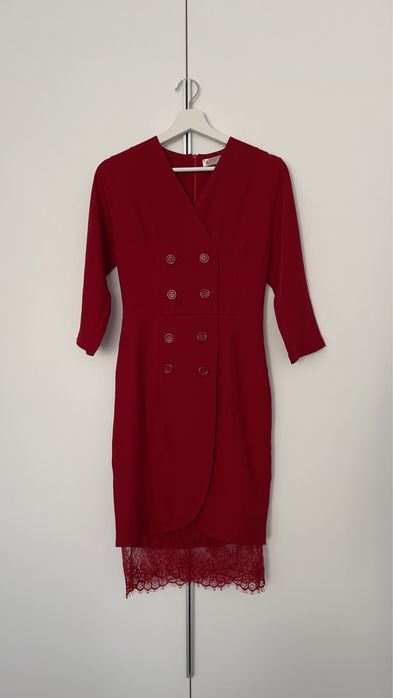 Rochie rosie medie