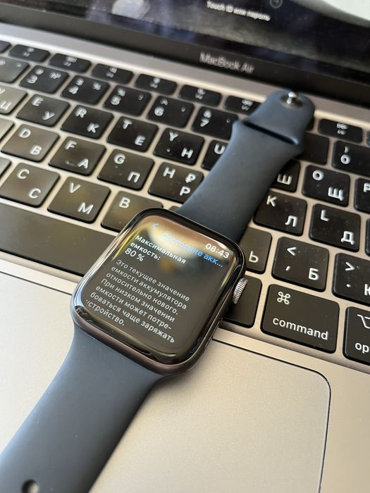 Apple wath (series 5)