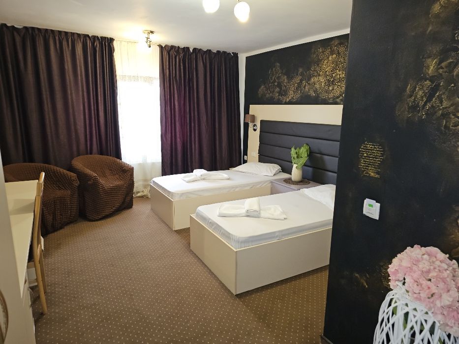 Cameră de hotel confortabilă și accesibilă – Craiova