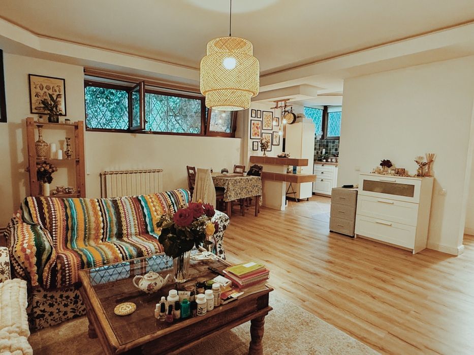 Apartament 2 camere vanzare demisol inalt zona Floreasca parc Verdi mobilat, utilat locuinta zona verde si linistita