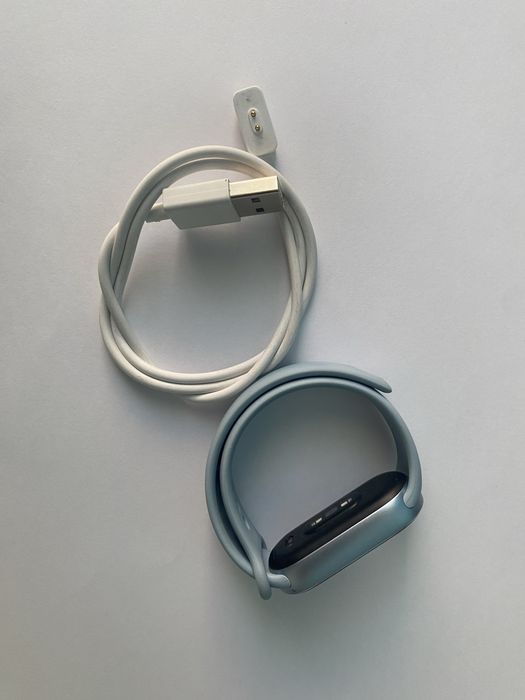 Продаю Часы Xiaomi smart band 9