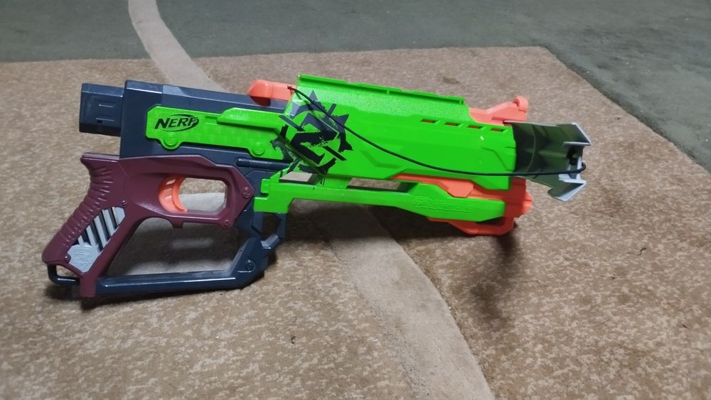Nerf Zombie Strike Crossfire Bow (арбалет)