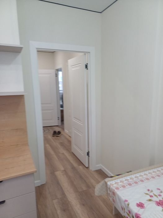 Сдам 2 ком квартиру на долгий срок