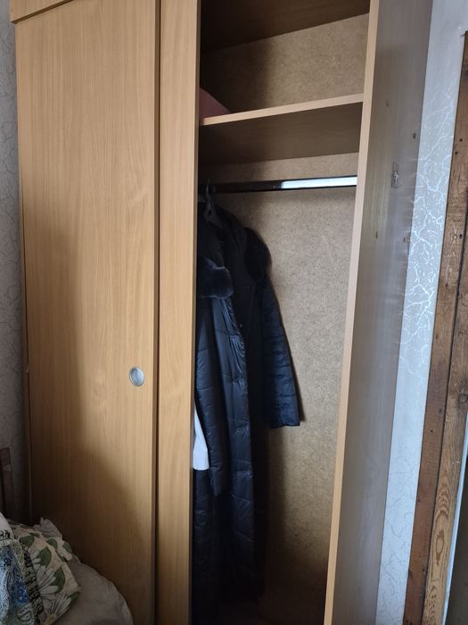 Продам шкаф-купе недорого