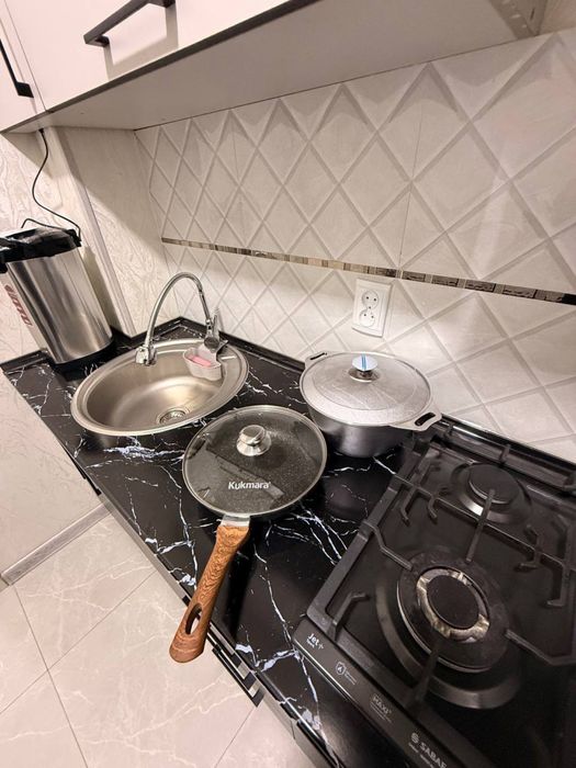 Ijara beriladi Med kollej yonida 2 xonali