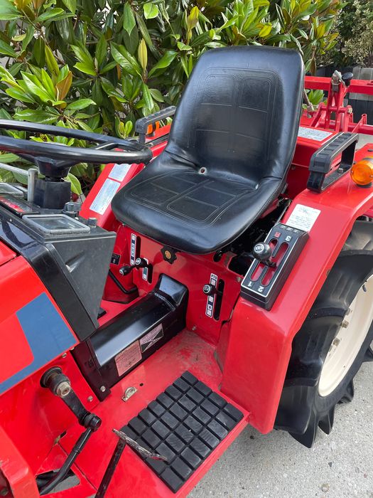 Tractor japonez Yanmar F-14 , 4x4