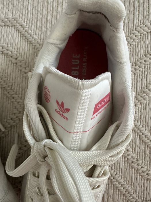 Маратонки Adidas за момиче,номер 36,5