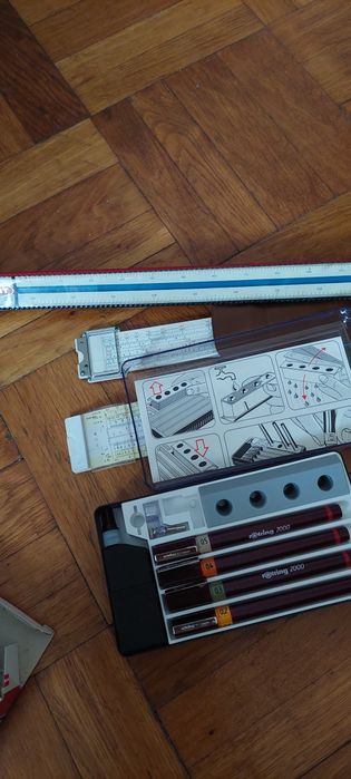 Rotring 2000 nou 2 Rigle calcul, Rigla triangulara
