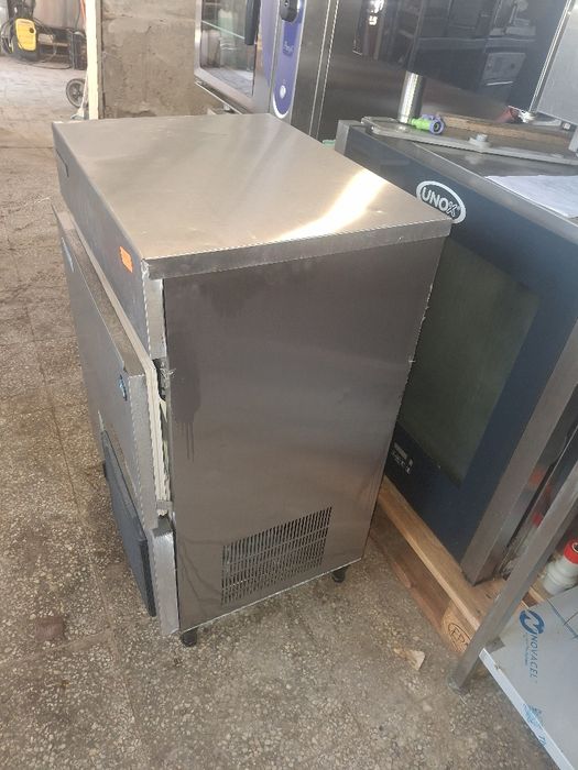 Ледогенератор професионален HOSHIZAKI  60 кг