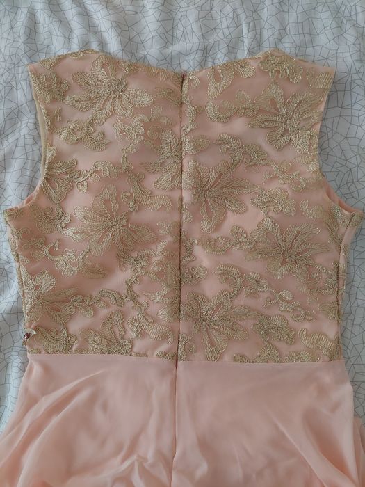 Официална рокля с дантела