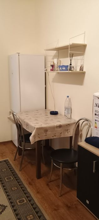 Particular! Vind garsonieră!