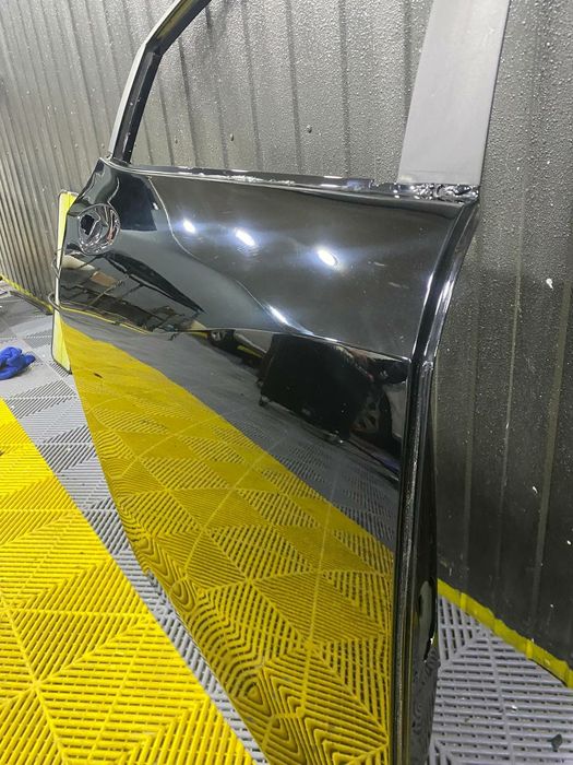 Onix orqa radnoy eshik