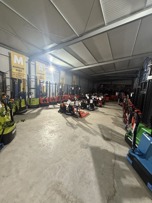 Transpaleta cu Catarg 1.2 To