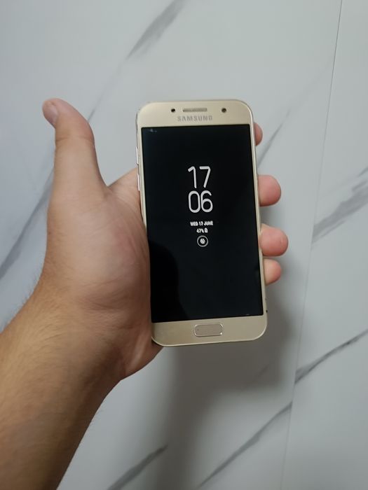 Samsung A3 2017 ideal