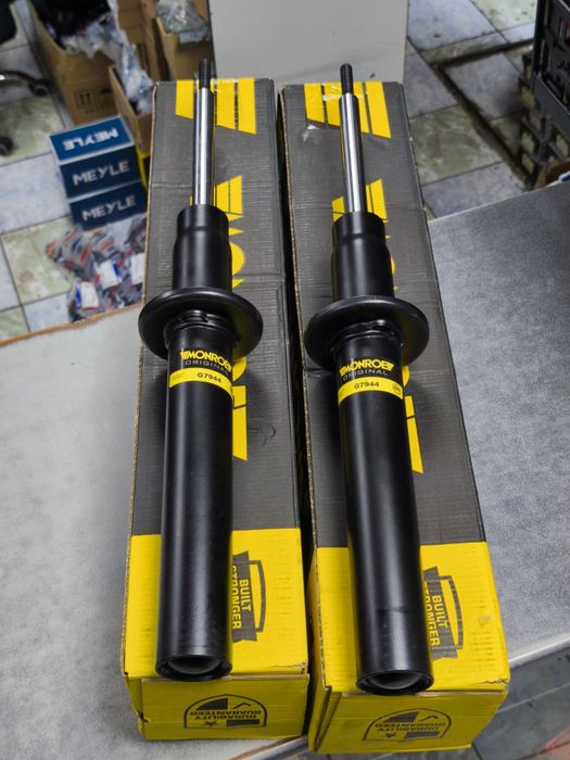 Bmw F15 амортизатор передний