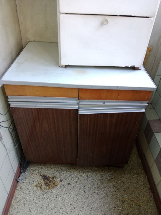 Тумбочка напольная бесплатно