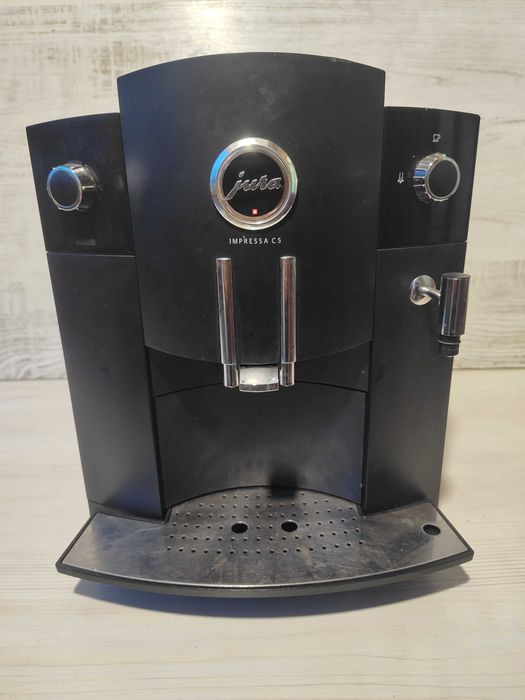 ГАРАНЦИЯ ! JURA Impressa C5 / Кафеавтомат - робот