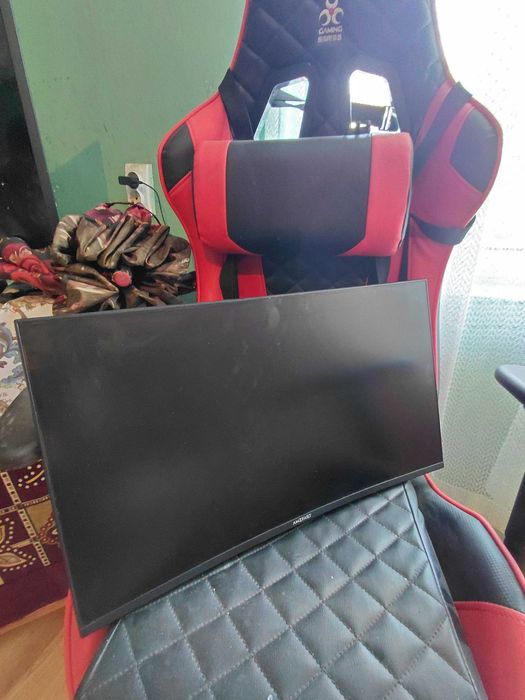 Monitor Gaming Curbat AmzFast 180Hz, 1ms