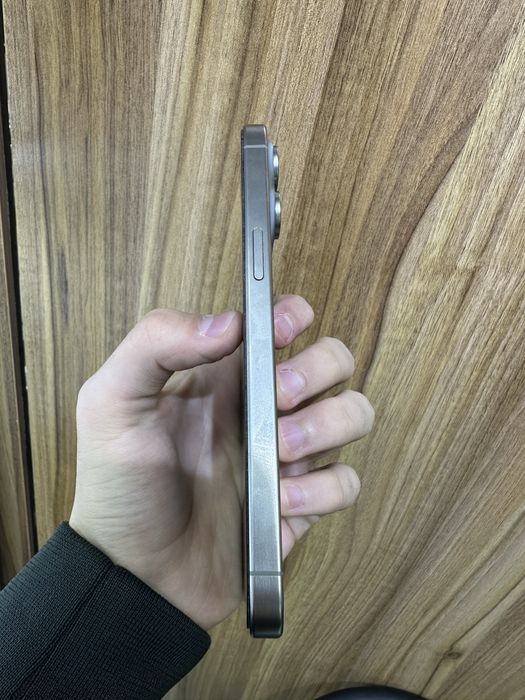 Iphone 15 pro max natural  256 gb 85%