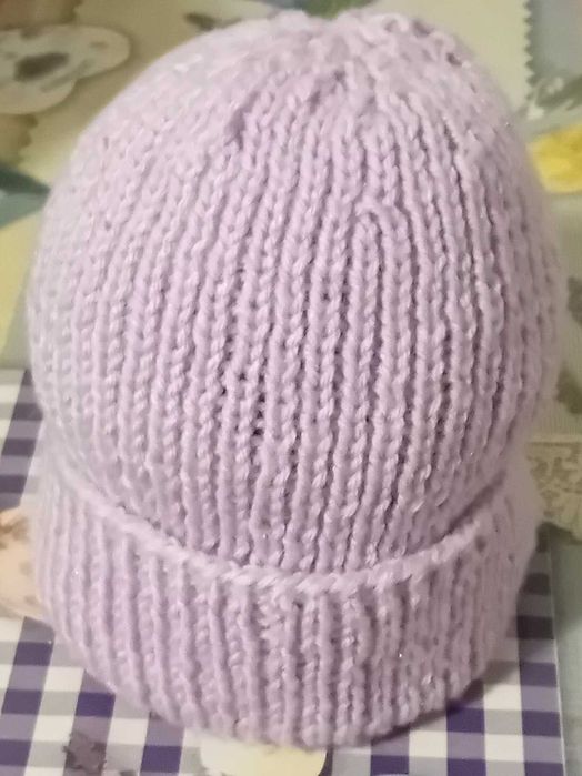 Căciuli tricotate manual