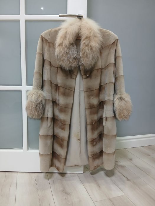 Продам шубу в отличном состоянии