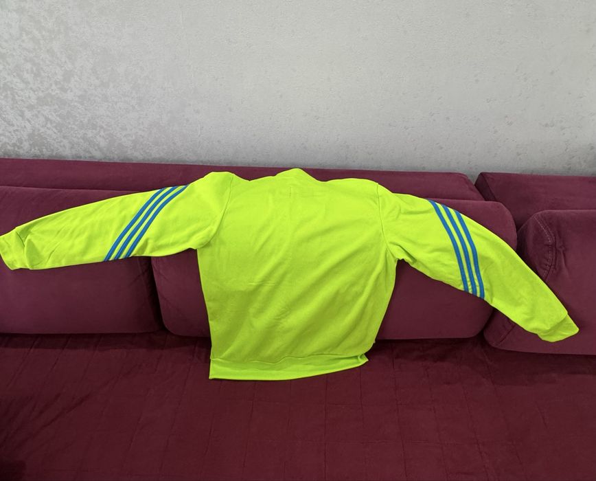 спортивная кофта Adidas (оригинал)