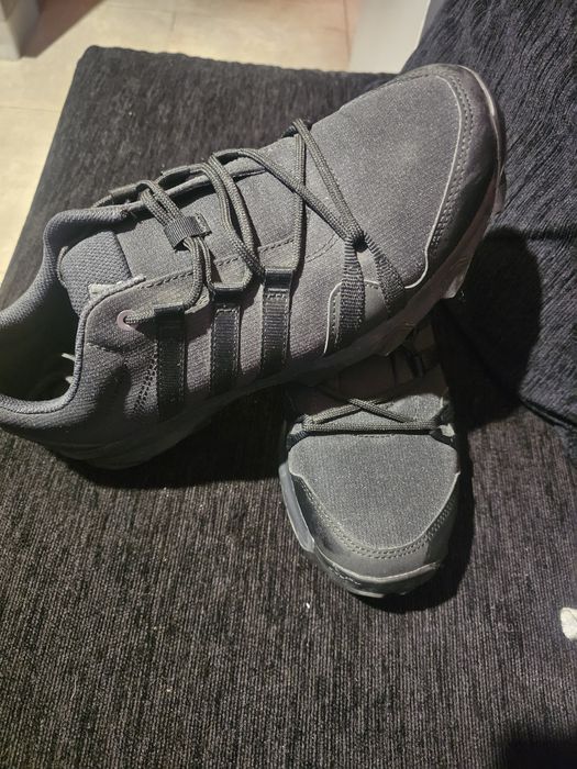 ADIDAS мъжки маратонки