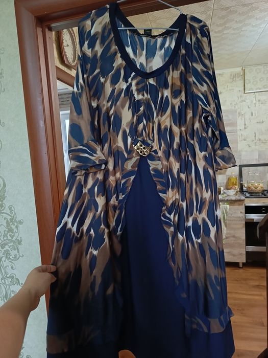 Продам женскую одежду