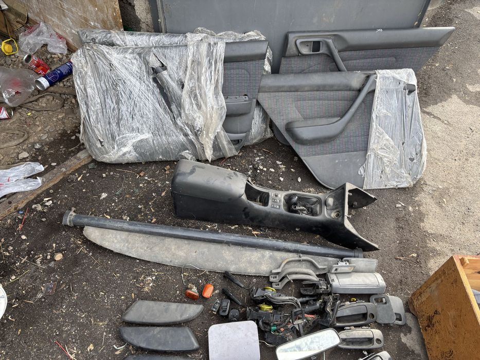 Тайота карина е запчасть