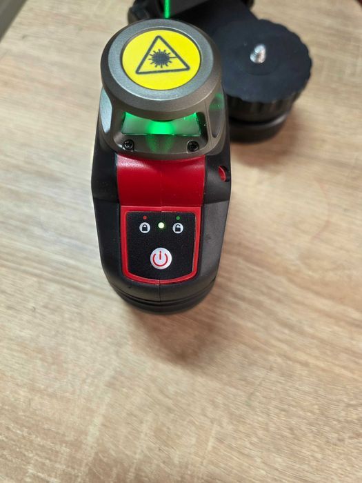 Nivela cu laser in cruce Einhell TE-LL 360 G, max. 40 m, autonivelare, precizie 0.5 mm/m