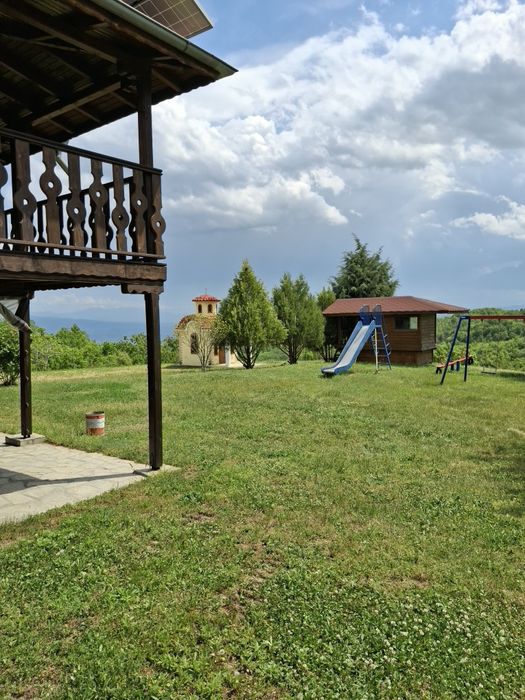 Продавам къща-вила