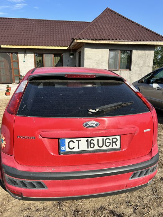 Masina ford FOCUS sau schimb cu Crosa de 150
