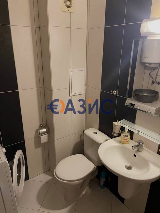 Продава се Двустаен апартамент в Свети Влас - 55 кв.м за 881 €/кв.м - Снимка #1