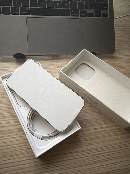 Vand iphone 15 pro 512gb neactivat, neverlock, nou