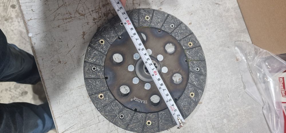 Disc Priza putere tractor fiat 411.415 import Italia preț 350 lei se p