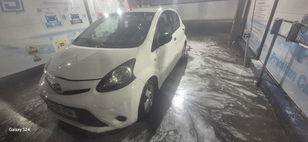 TOYOTA Aygo 2012 — imagine 3