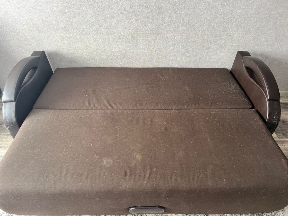 Продам диван, кресло, пуф