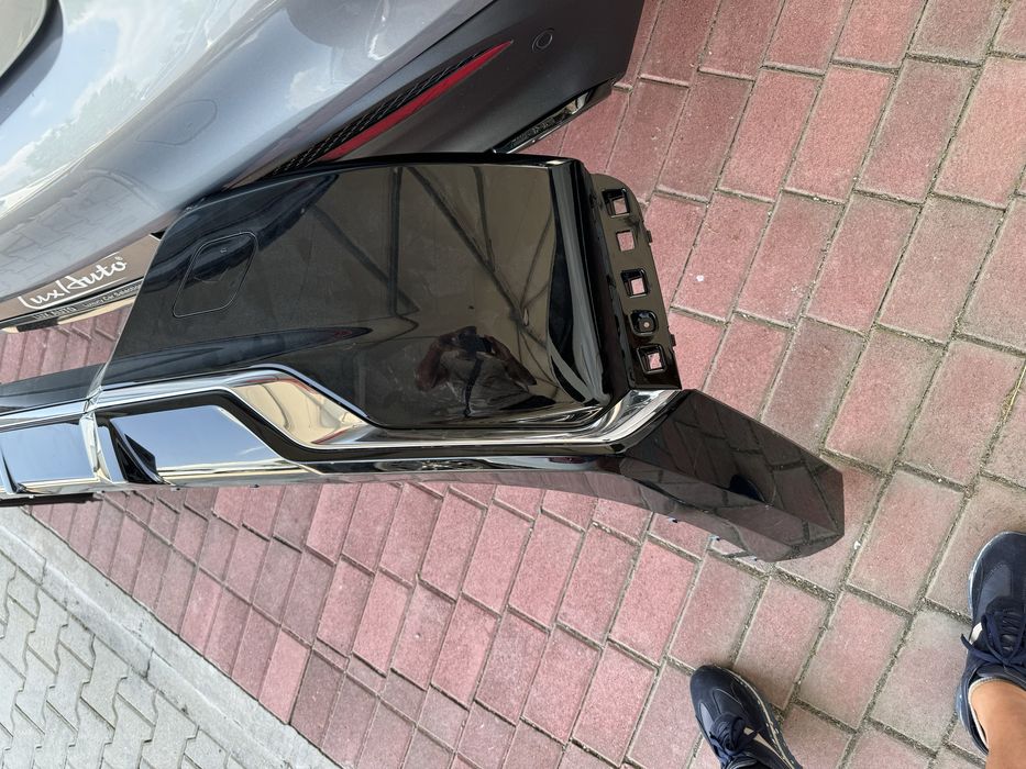 Оригинален дифузер добавка за задна броня M paket BMW 7 G70